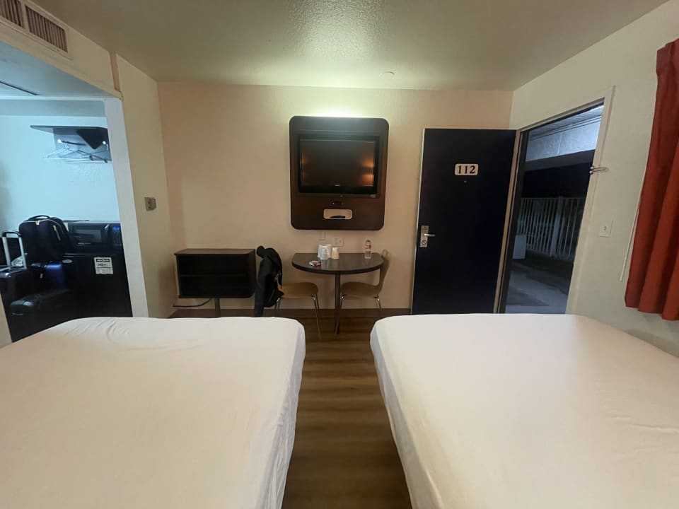 Zimmer Motel 6 Palm Springs Downtown