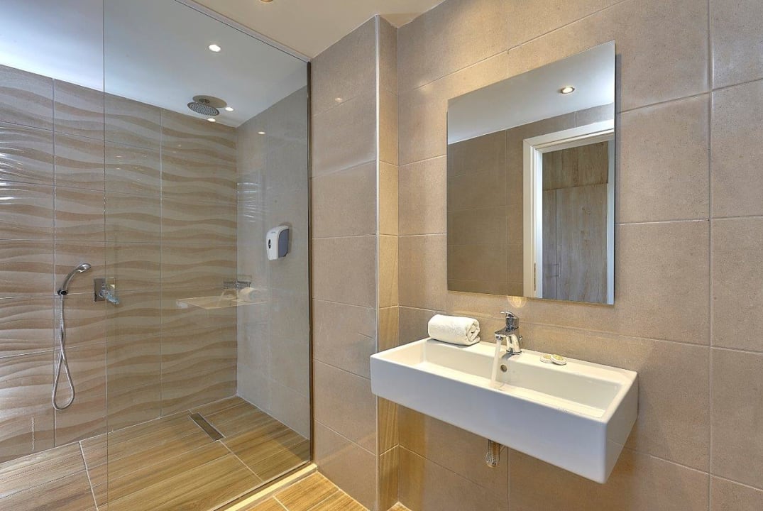 Zimmer Vasia Royal Hotel