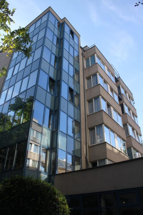 Das Hotel von außen AllYouNeed Hotel Vienna2