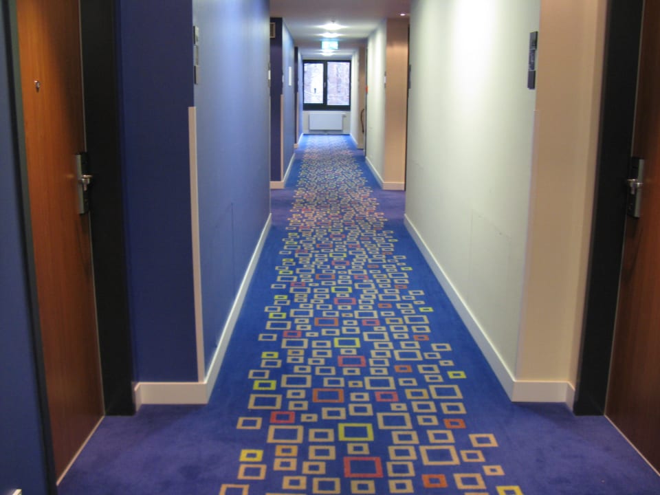 Flur Etage 1 Hampton by Hilton Berlin City West