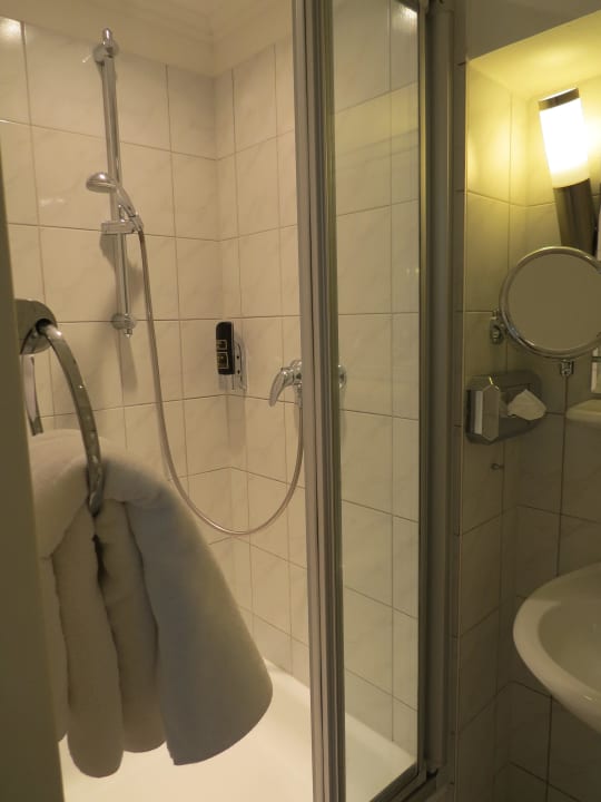 Dusche Landhaus Schlachtensee