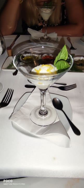 Gastro Asterias Beach Resort