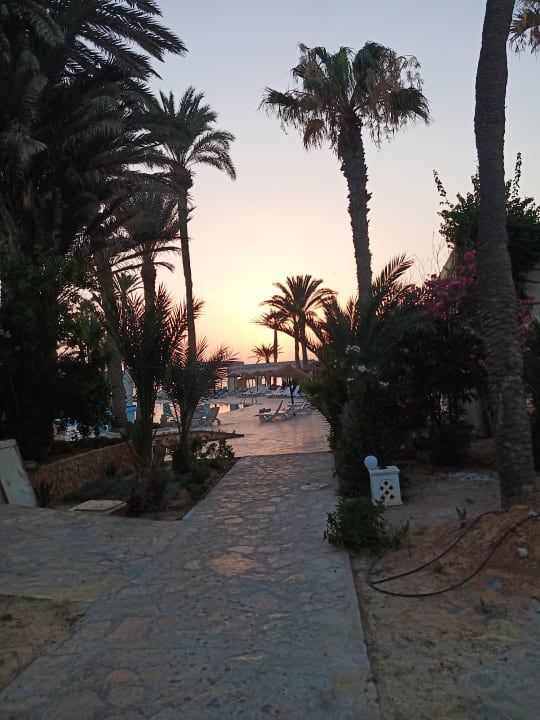 Gartenanlage Zita Beach Resort