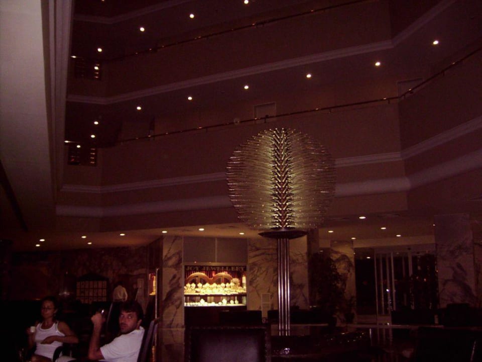 Lobby Asteria Collection Side