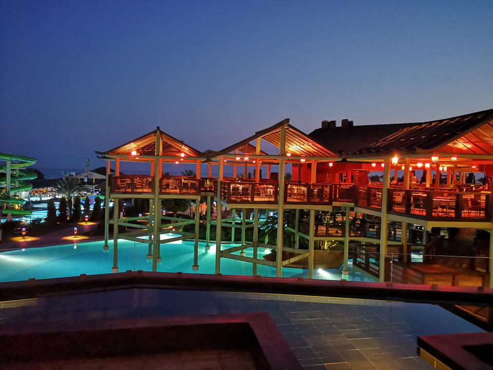 Gastro Limak Lara Deluxe Hotel & Resort