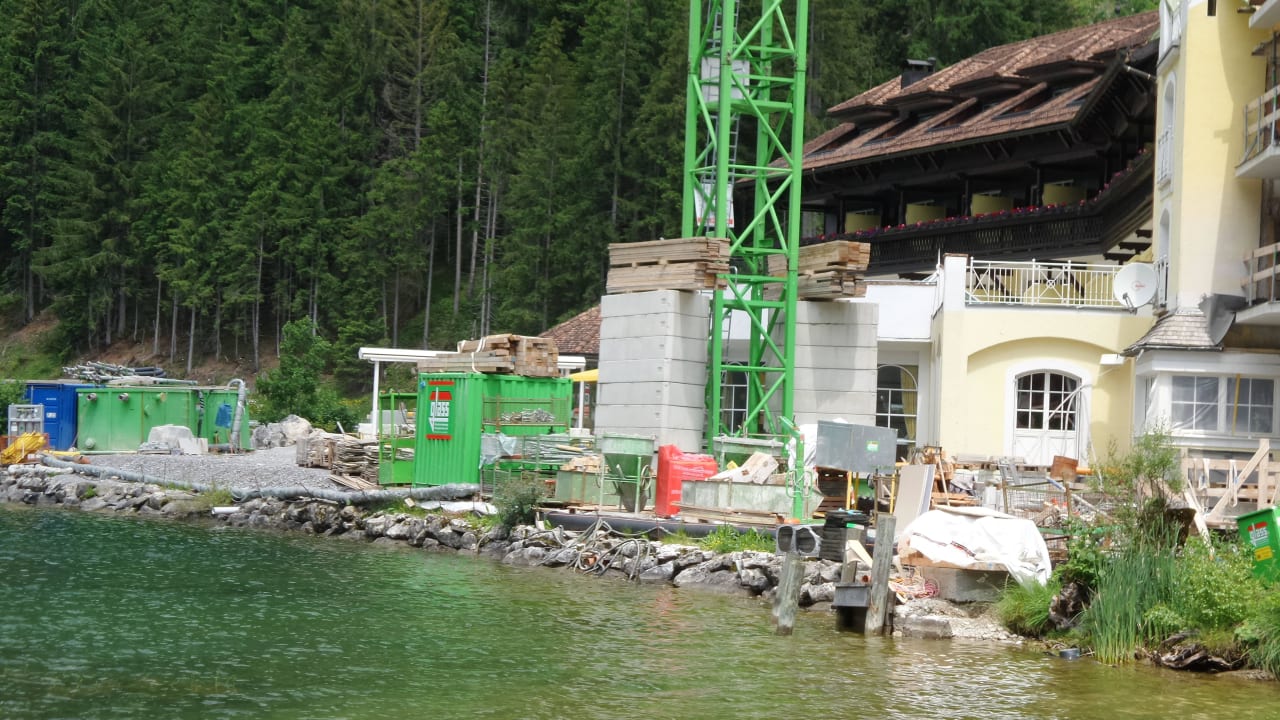 Baustelle nebenan Appartementhaus Fischers Traum