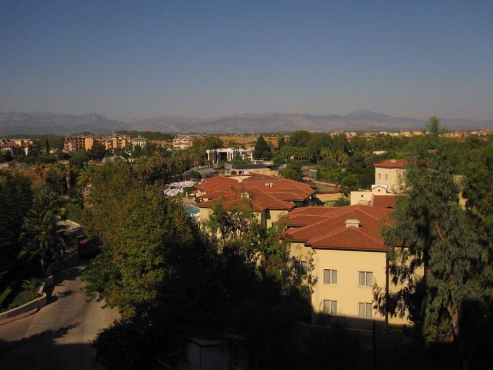 Die anderes Seite des Balkons Sunrise Queen Luxury Hotel