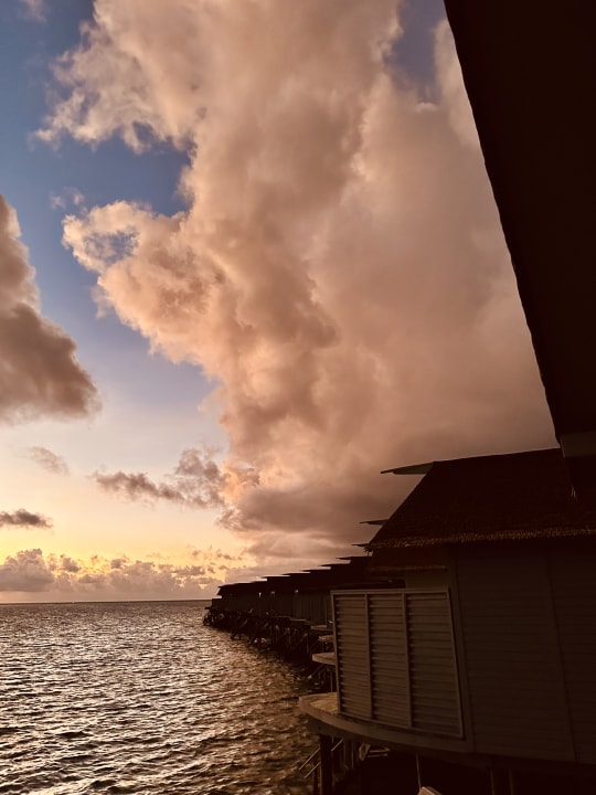 Außenansicht Centara Ras Fushi Resort & Spa Maldives