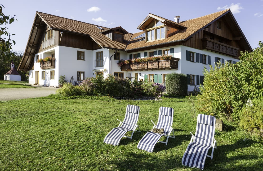 Außenansicht Ferienwohnungen Berghof Kinker