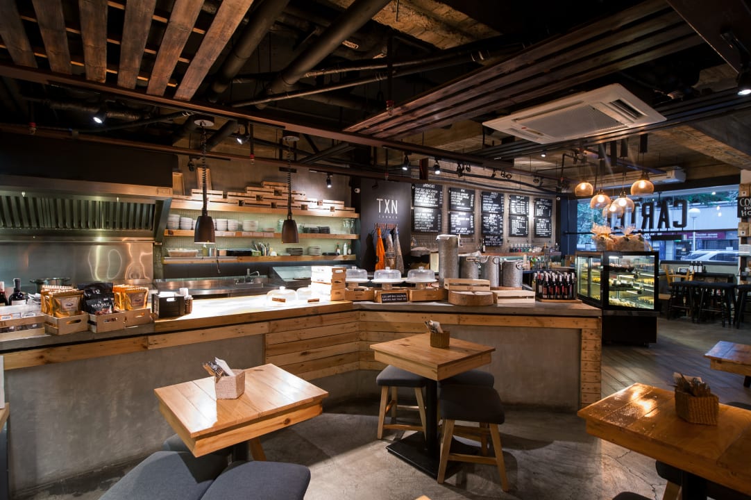 Gastro The Picasso Boutique Serviced Residences