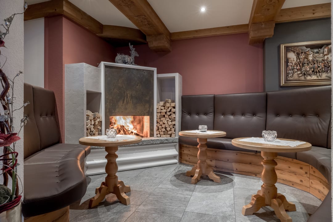 Lobby Hotel Alpenland