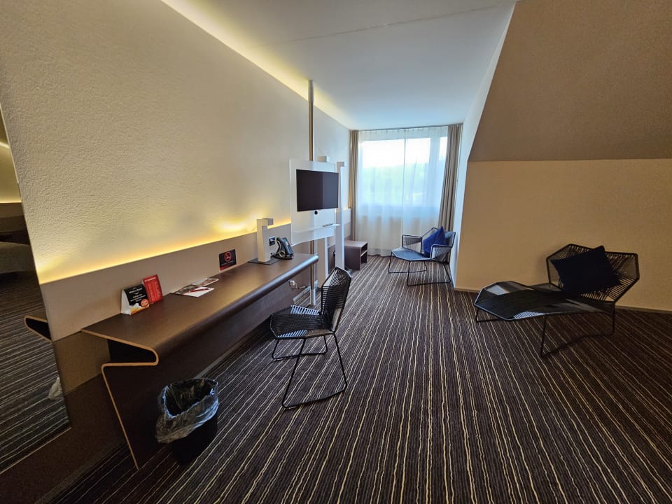 Zimmer Riverside Hotel
