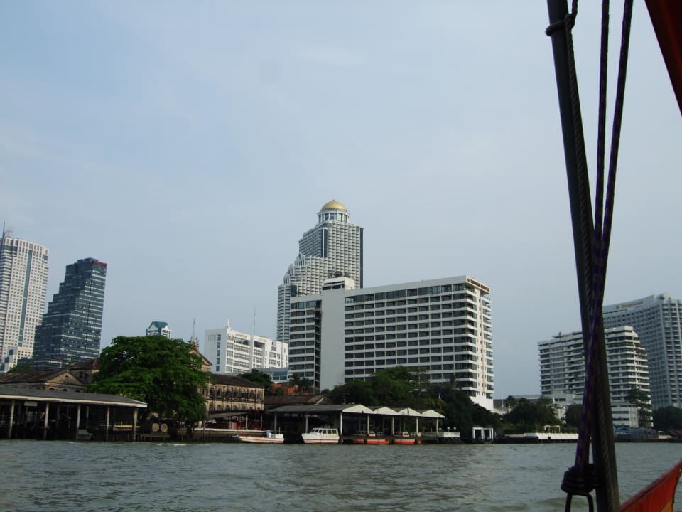 Vom Chaophraya aus Tower Club At Lebua