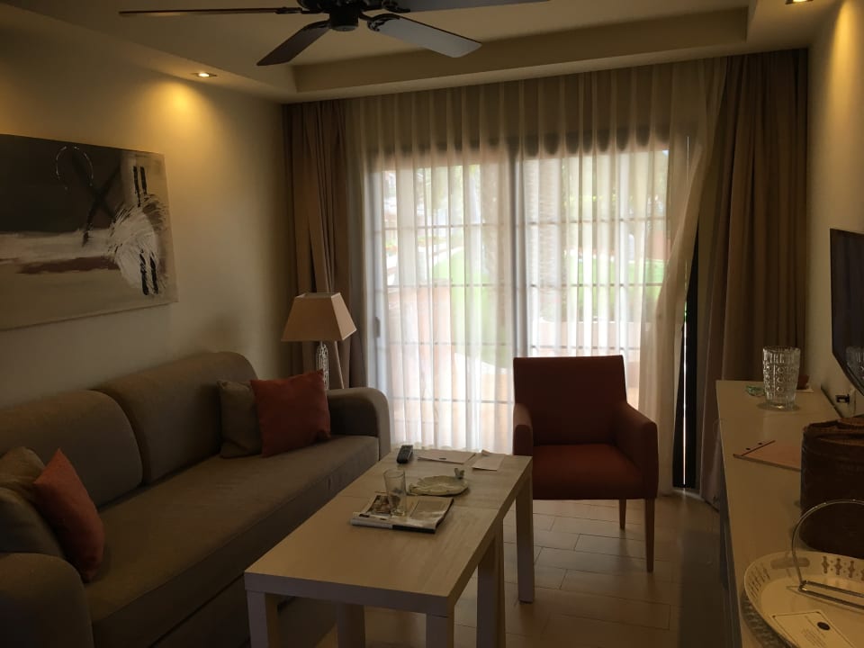 Zimmer Apartments Ambassador