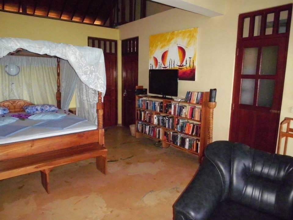 Suite I - TV & Bücher Villa Lucky Star