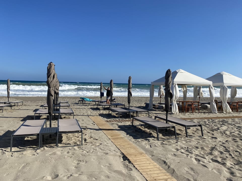 Strand Ikones Seafront Luxury Suites