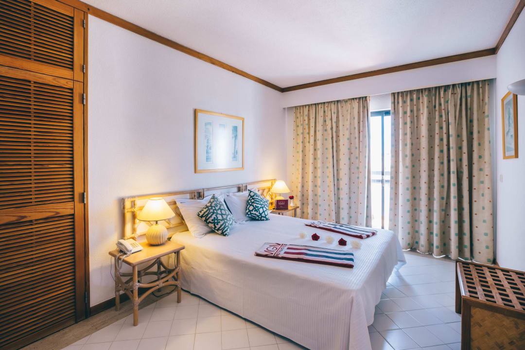 Zimmer Muthu Oura Praia Hotel