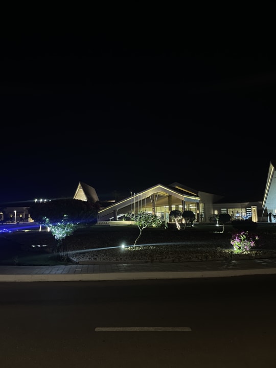 Außenansicht Pickalbatros Sea World Resort - Marsa Alam