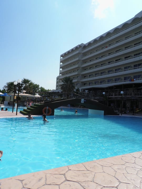 Hotel. Olympos Beach Hotel
