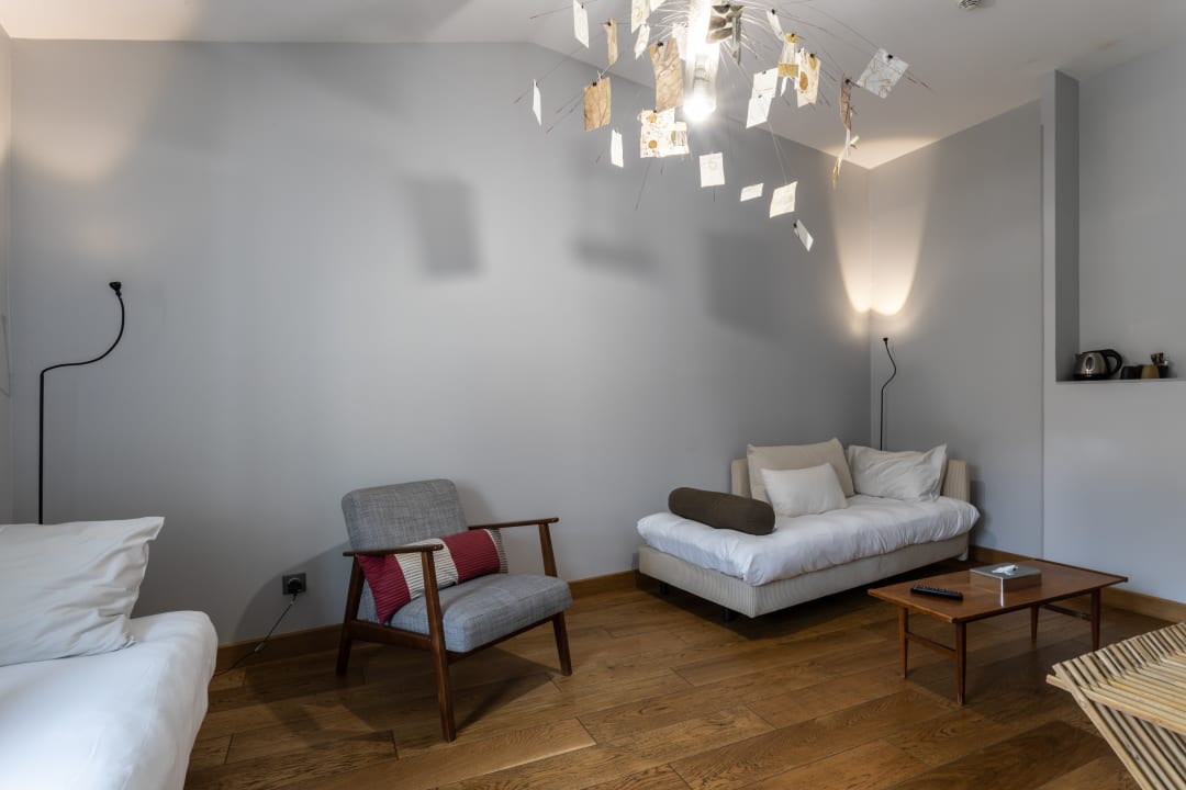 Zimmer Boutique Hotel Entraigues