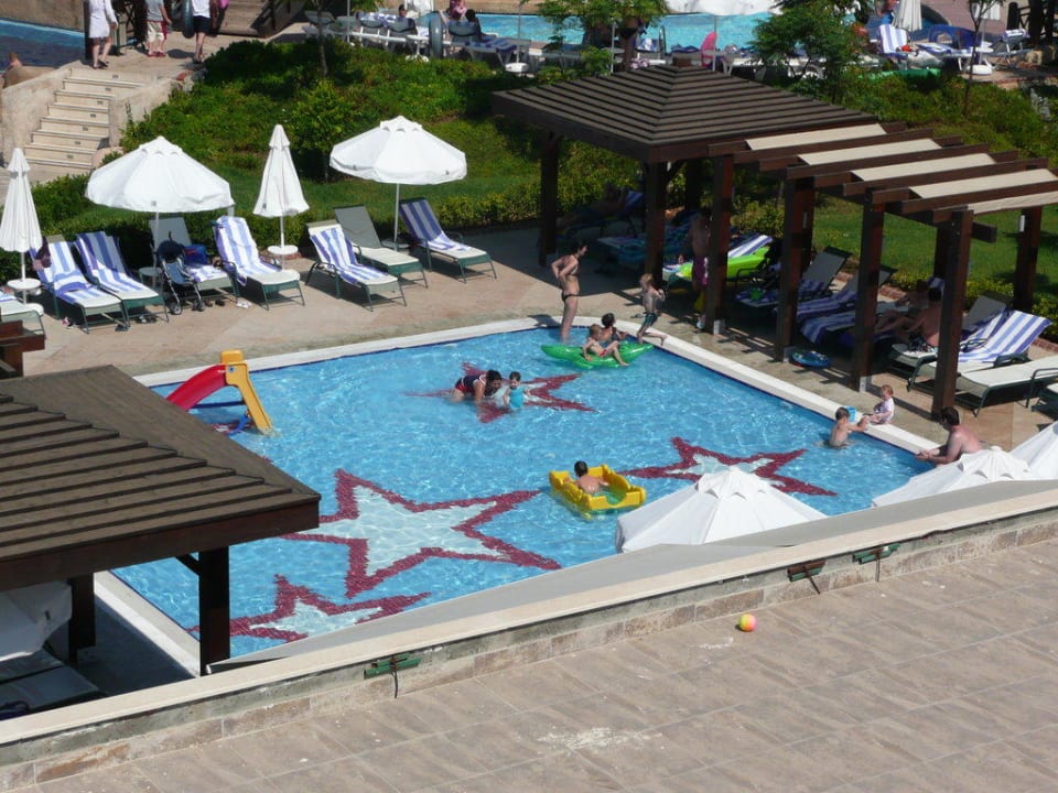 kinderpool Fame Residence Lara & Spa