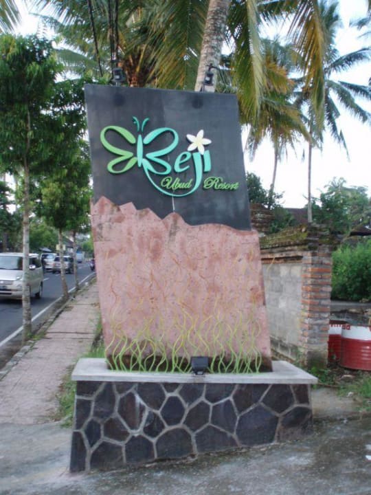 Eingang Hotel Beji Ubud Resort
