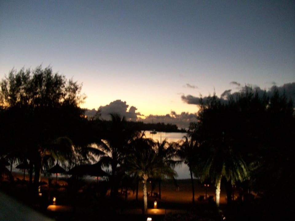 Abenddämmerung LUX* Grand Gaube Resort & Villas