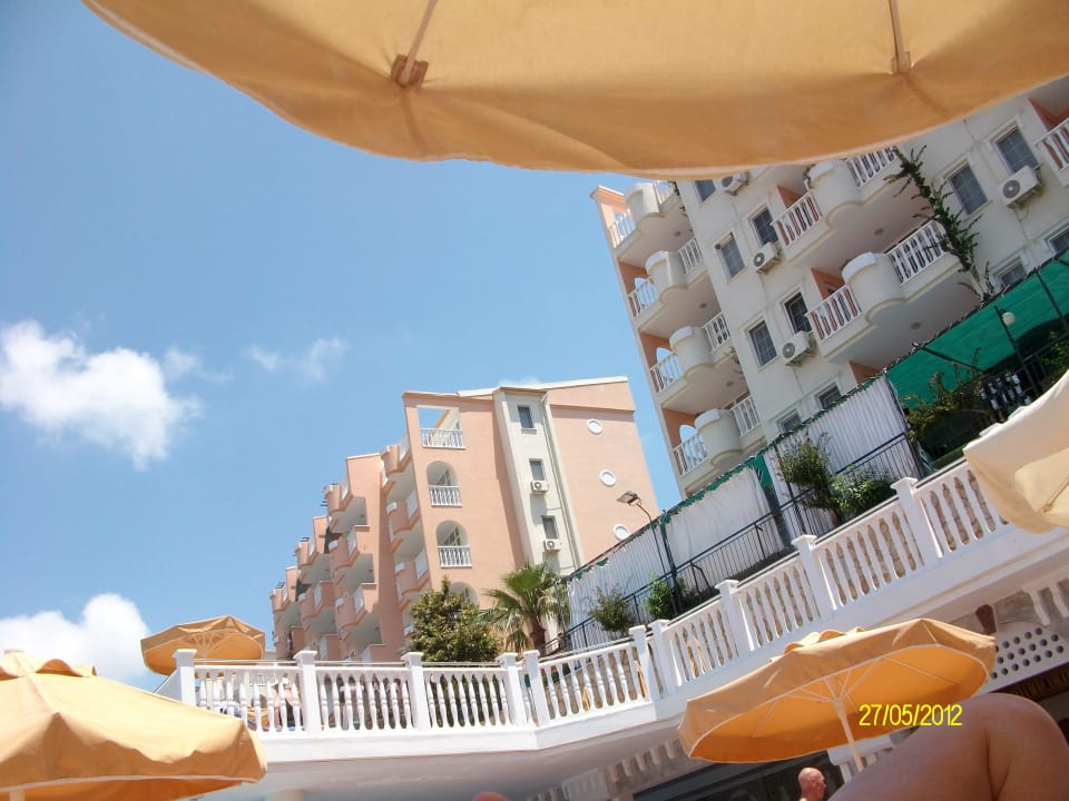 Sonnenterrasse und Hotel Hotel Club Paradiso