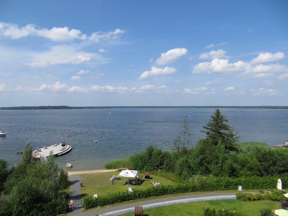 Blick vom Zimmerbalkon Seehotel Fleesensee