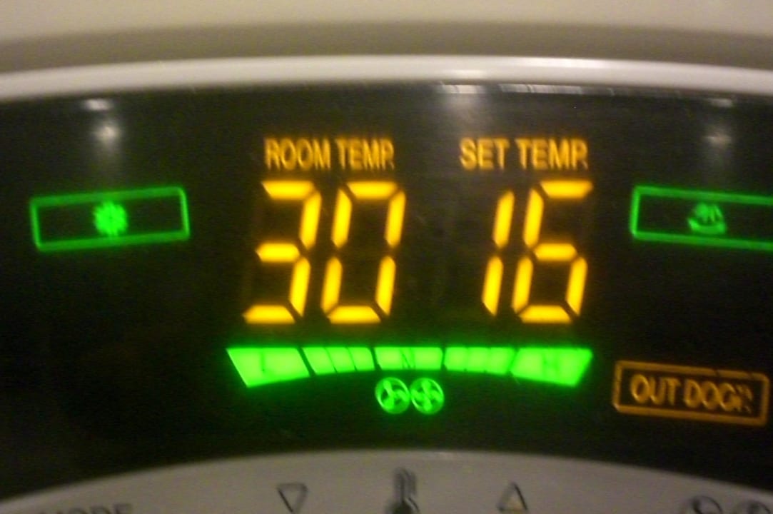 Der klimatisierte Speisesaal mit 30 Grad Hotel Aslan City Kleopatra