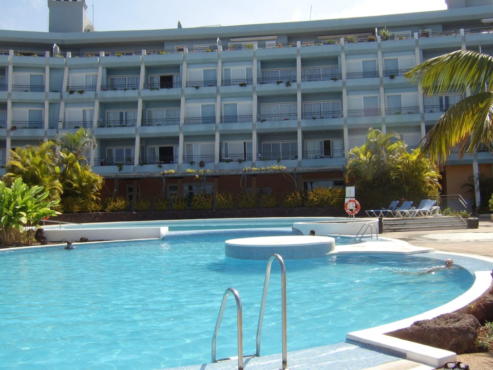 Pool Coral La Quinta Park Suites