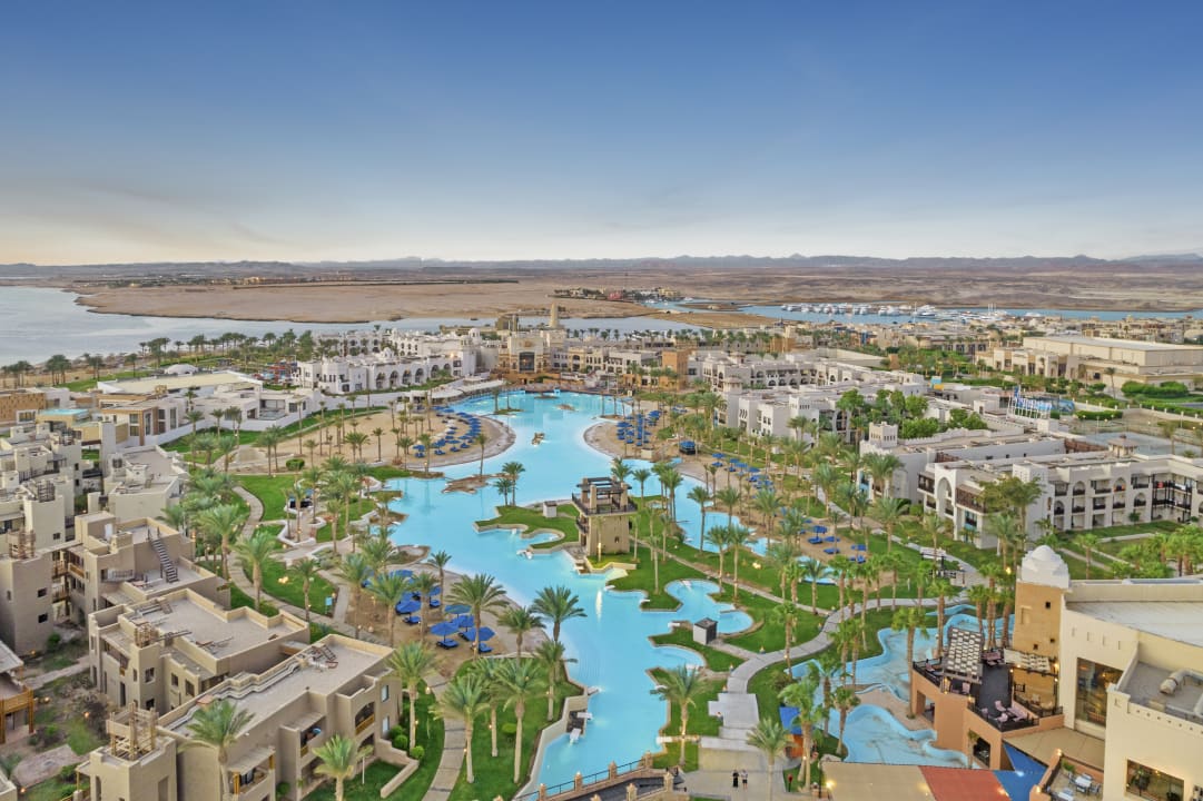 Außenansicht Pickalbatros Palace Hotel-Port Ghalib