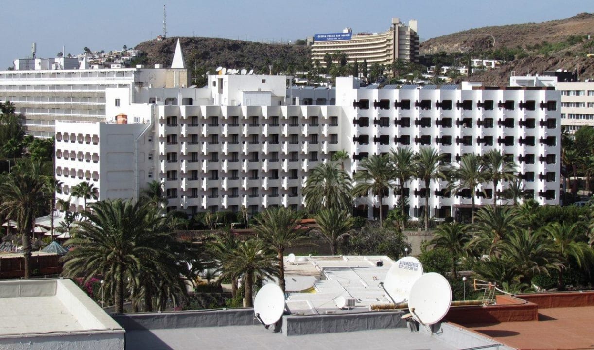 Road view Corallium Beach by Lopesan Hotels - Adults only