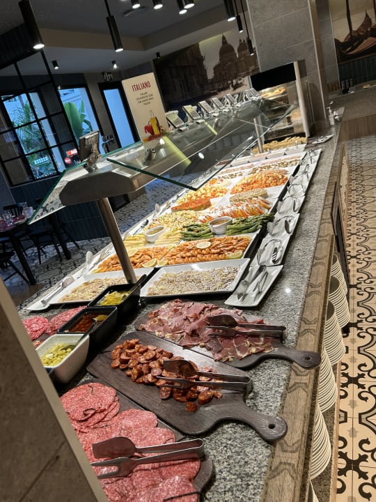 Gastro Hotel Riu Karamboa