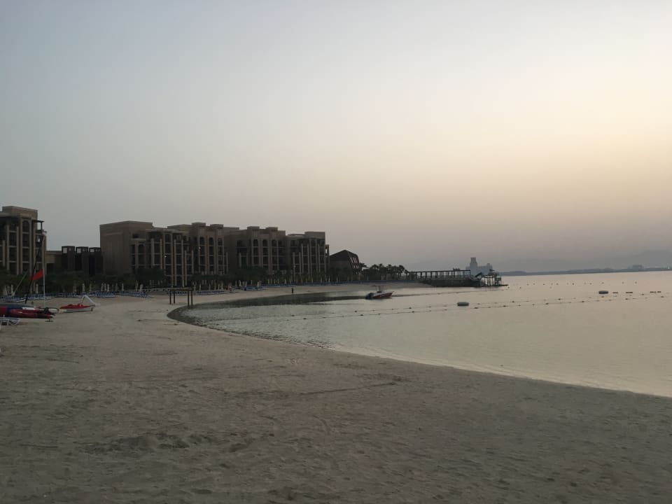 Strand DoubleTree by Hilton Resort & Spa Marjan Island