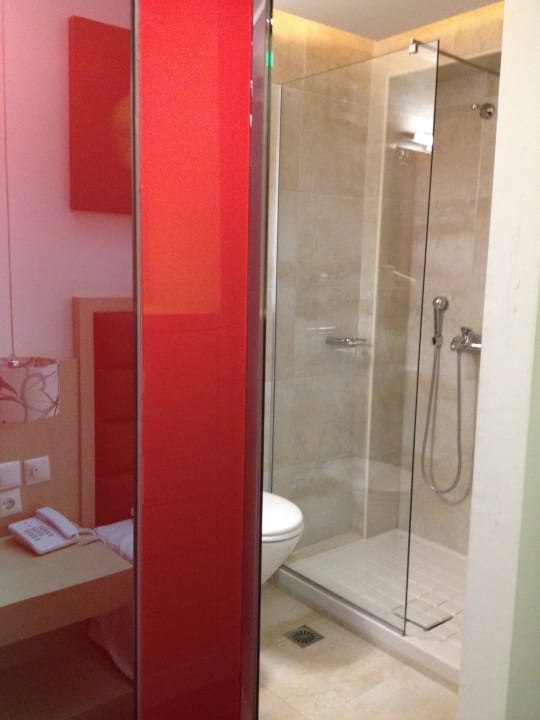 Bad Hotel Forest Park