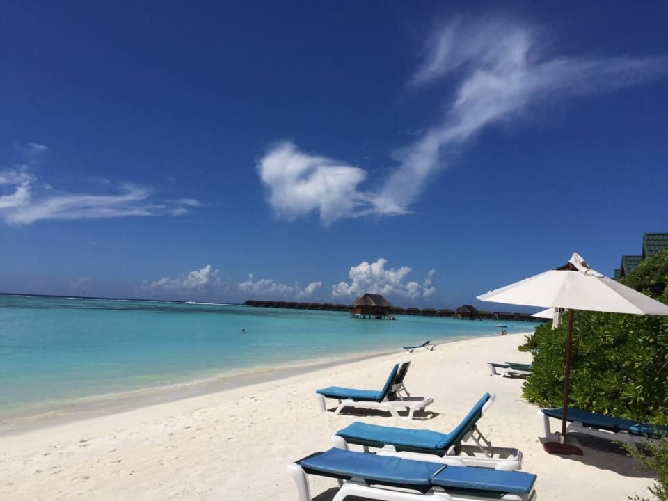 Abschnitt Wasservillen an der Wasserkante Meeru Maldives Resort Island