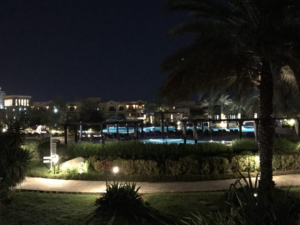 Pool Miramar Al Aqah Beach Resort