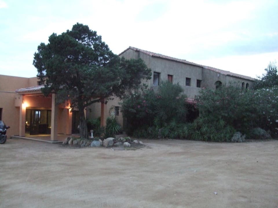 Eingang Hotel 4 Sterne Hotel & Residence Abbartello