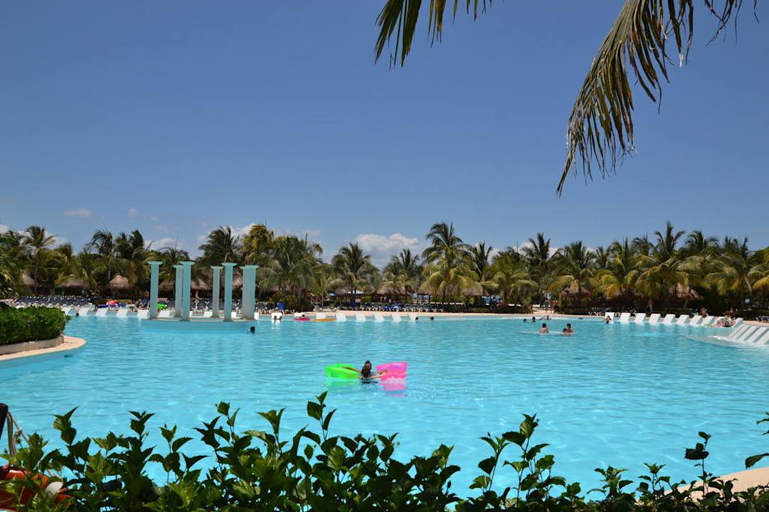 Großer Pool Grand Palladium Kantenah Resort & Spa