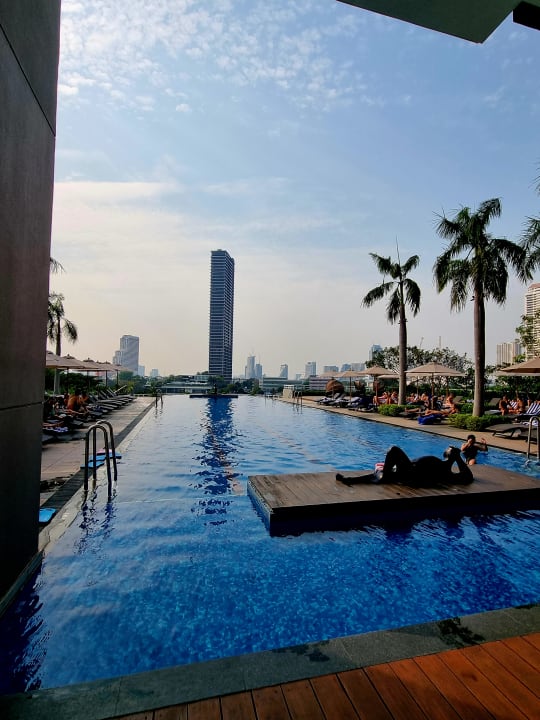 Pool Chatrium Hotel Riverside Bangkok