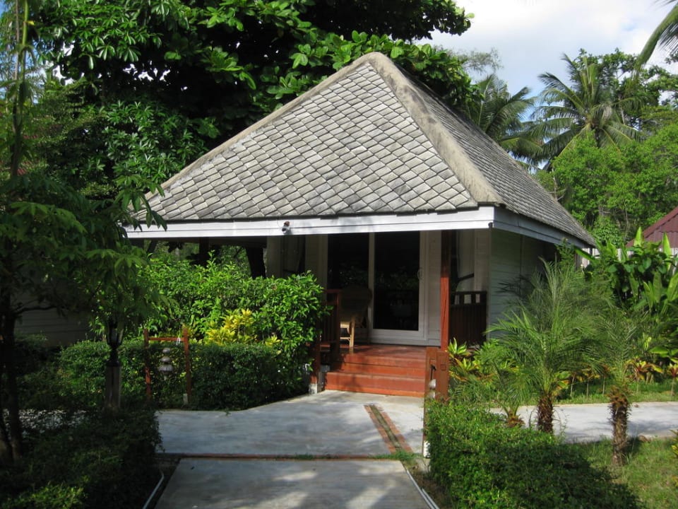 Bungalow Hotel Nakara Long Beach Resort