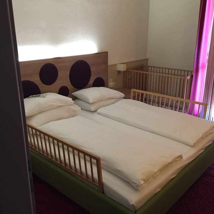 Kasimir Suite Schlafzimmer Reiters Finest Family Hotel