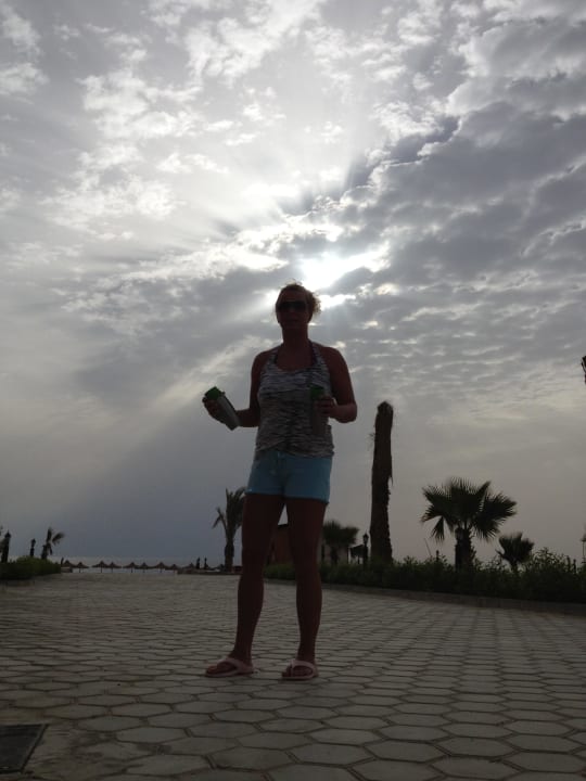 Spezielle Sonnenaufgänge Three Corners Happy Life Beach Resort