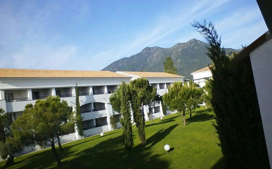 Und in Richtung Berge Résidence Sognu Di Rena