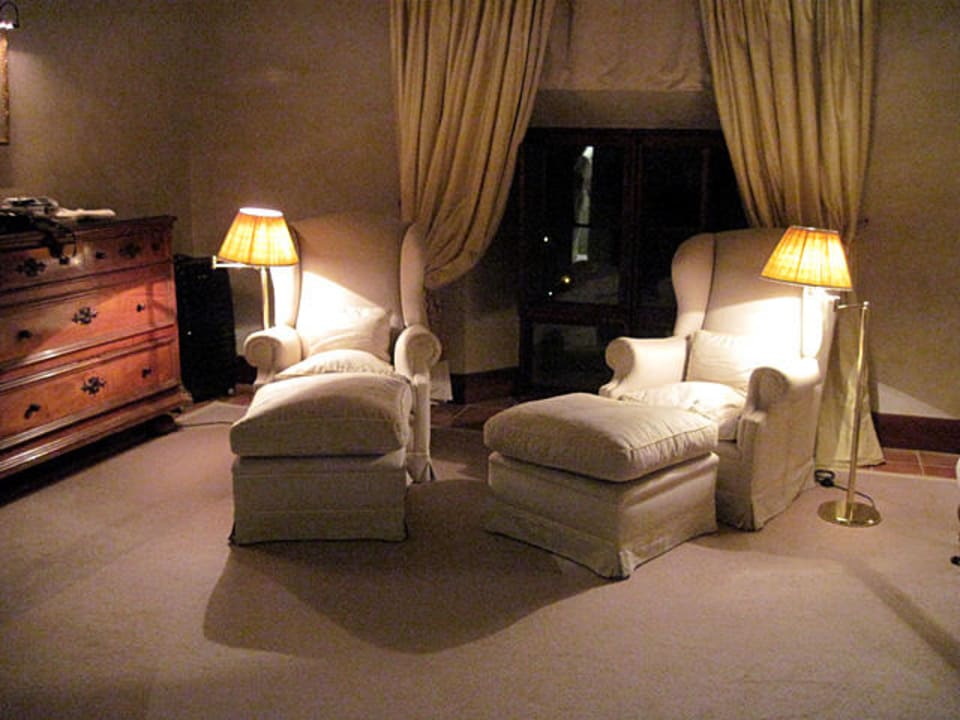 Sitzgruppe in Zimmer 33 "Villalonga" Gran Hotel Son Net