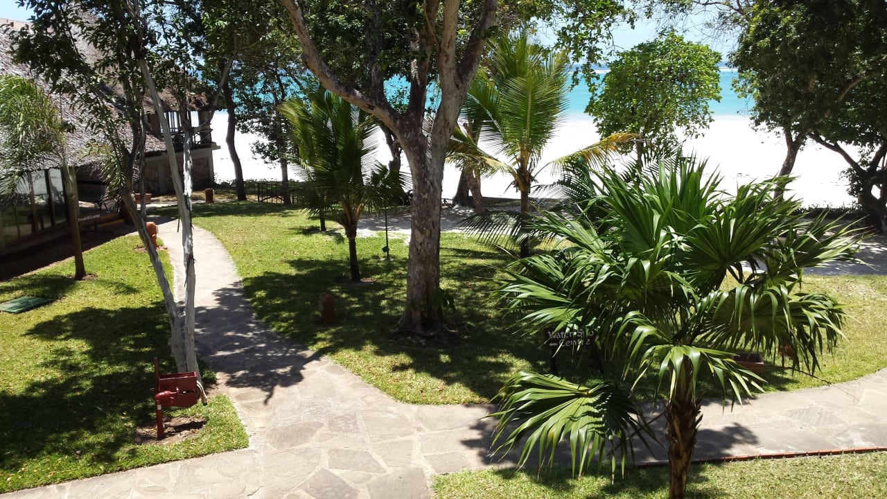 Gepflegter Garten Baobab Beach Resort & Spa