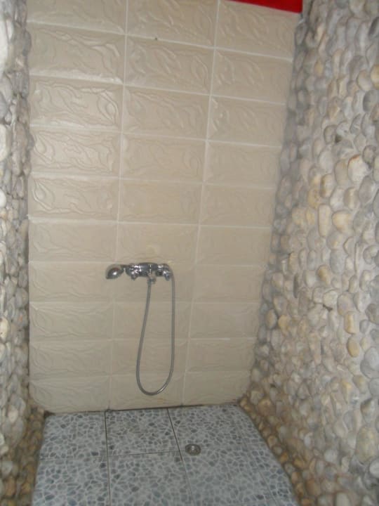 Shower Cormoran Lodge