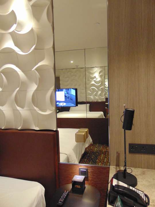 Zimmer Hotel Crowne Plaza Changi Airport