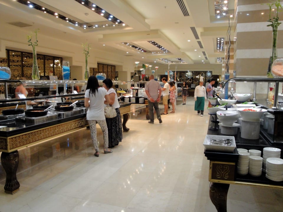 Buffet Diamond Excellence Resort & Spa